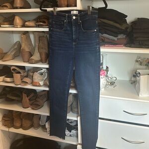 Loft size 25/0 skinny Jean raw hem